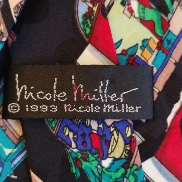 VTG 90s Nicole Miller Christmas In The City Print Hand Sewn Silk Neck Tie - Picture 12 of 14